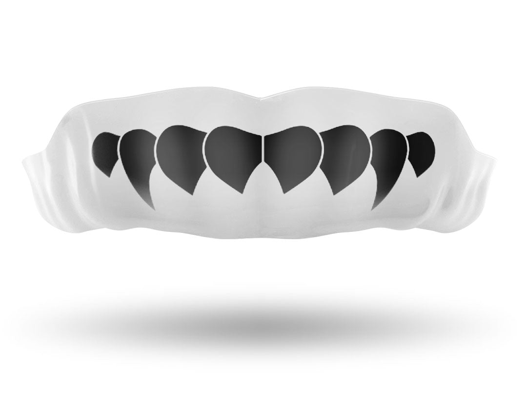 Fangs :: Black/White